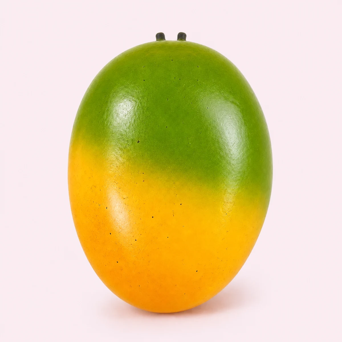 Color-Changing Mango Squishy — 8 cm Temperature-Change Toy