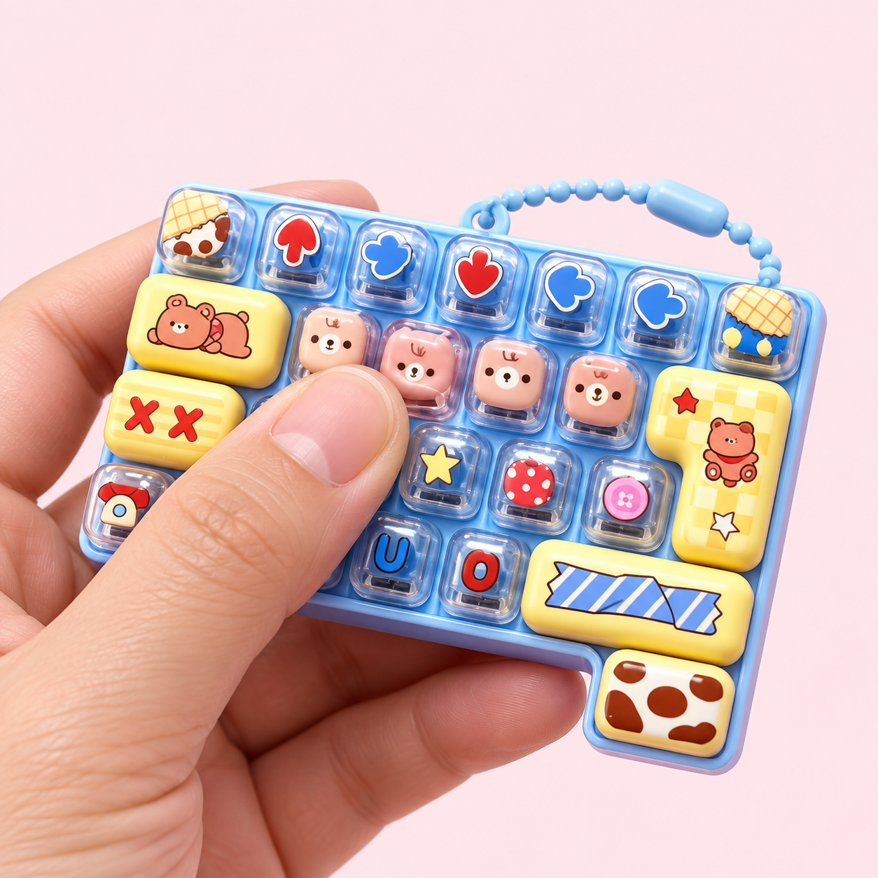 MINI KEYBOARD FIDGET KEYCHAIN photo